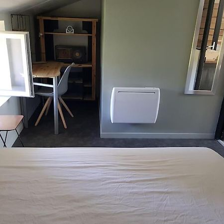 Petite Maison Type Loft En Plein Bourg D'Ambazac Exteriör bild
